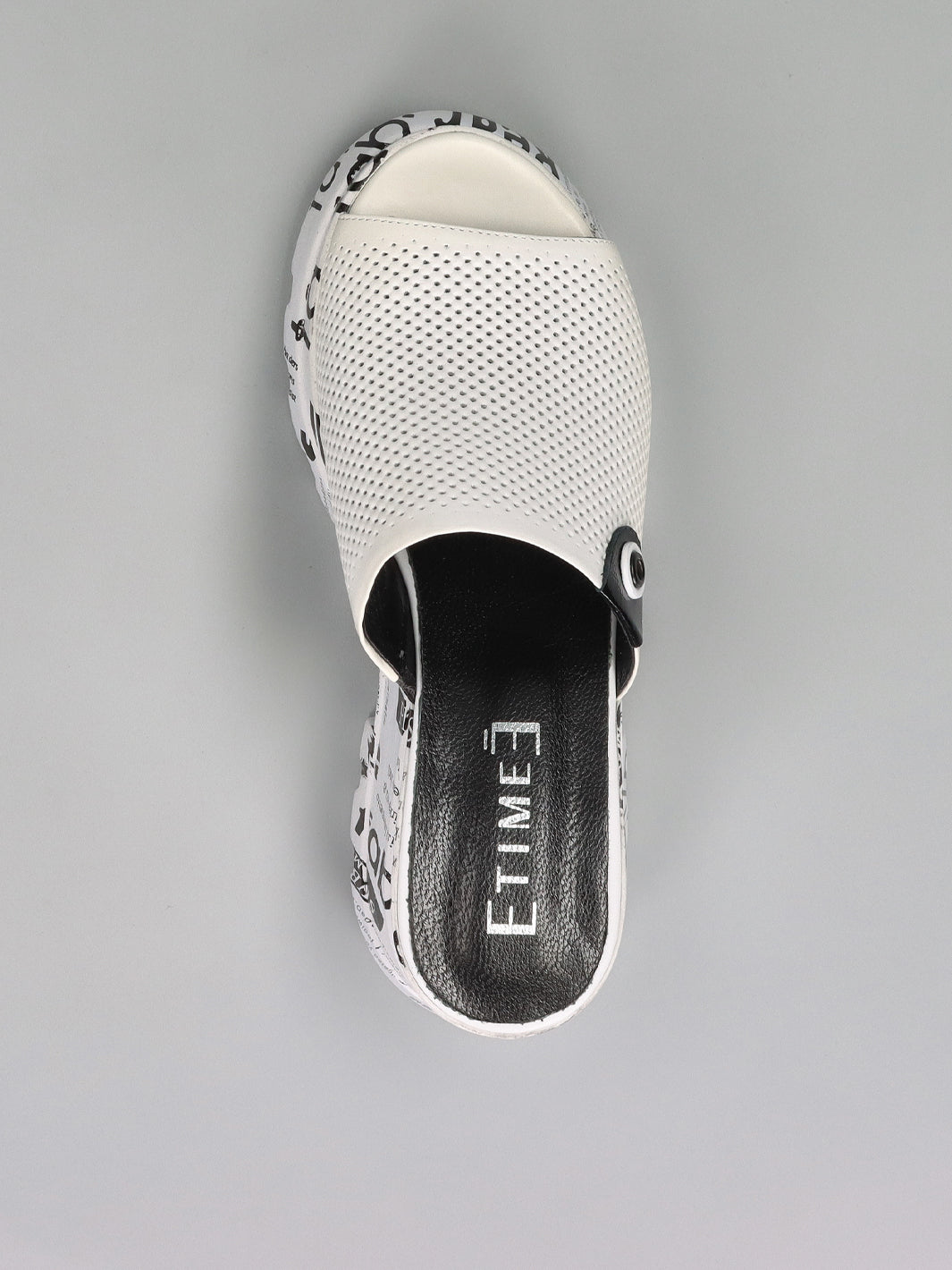 LEATHER SLIPPERS - WHITE
