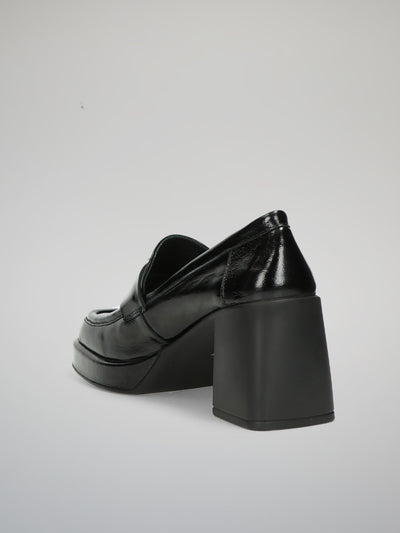 LEATHER SHOES - BLACK