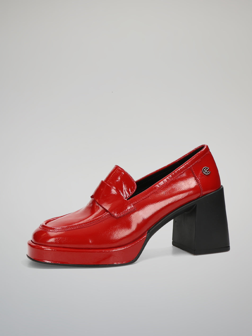 LEATHER SHOES - RED