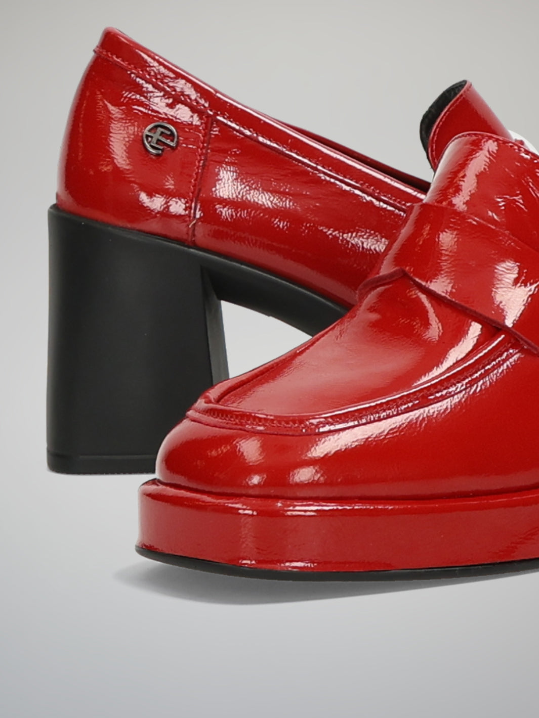 LEATHER SHOES - RED