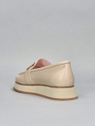 LEATHER LOW SHOES - BEIGE