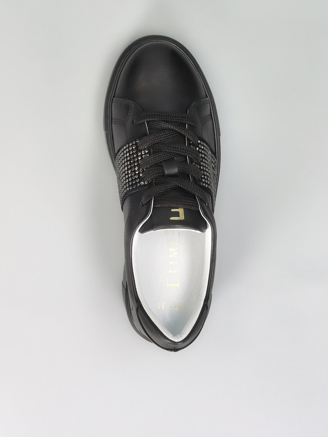LEATHER SNEAKER - BLACK
