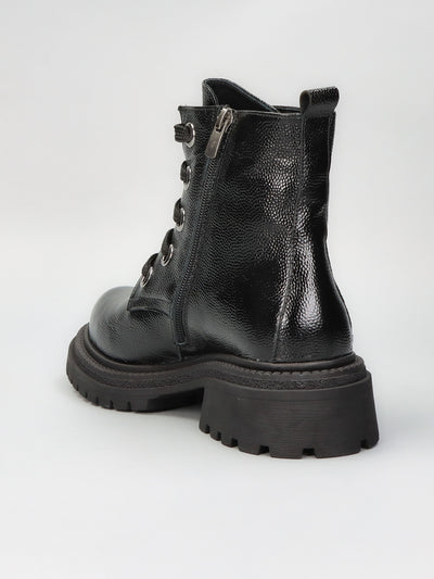 LEATHER ANKLE BOOTS - BLACK