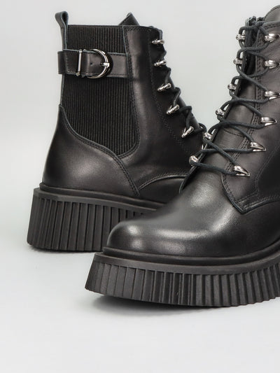 LEATHER ANKLE BOOTS - BLACK