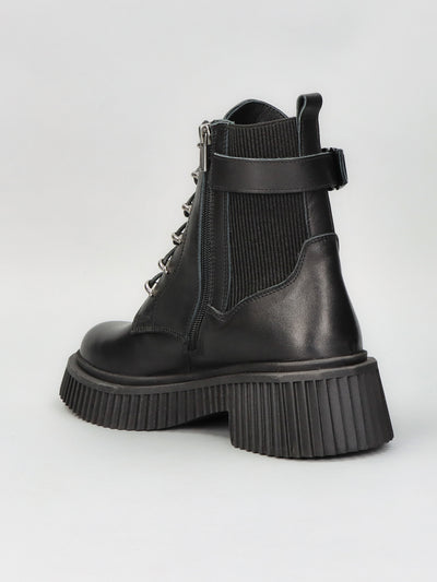 LEATHER ANKLE BOOTS - BLACK