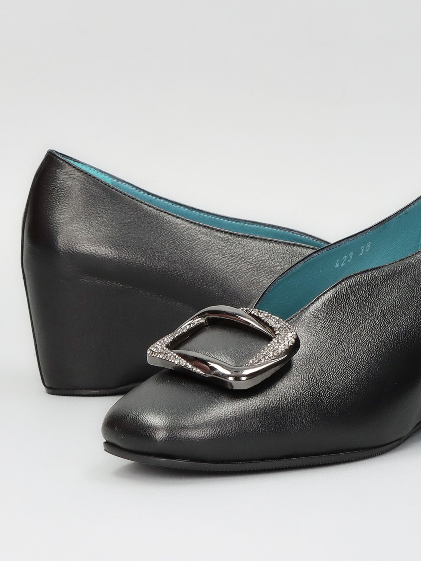 ELEGANT LOW SHOES - BLACK