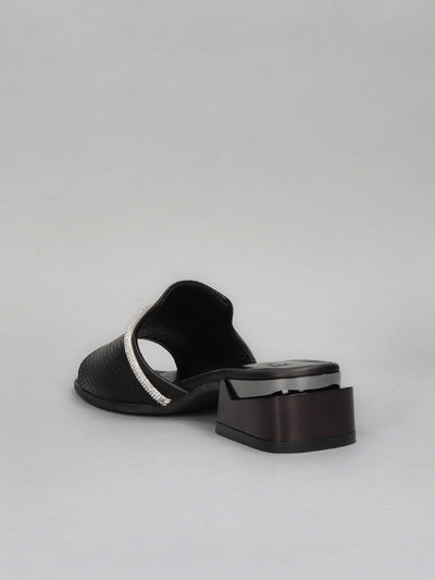 LEATHER SLIPPERS - BLACK