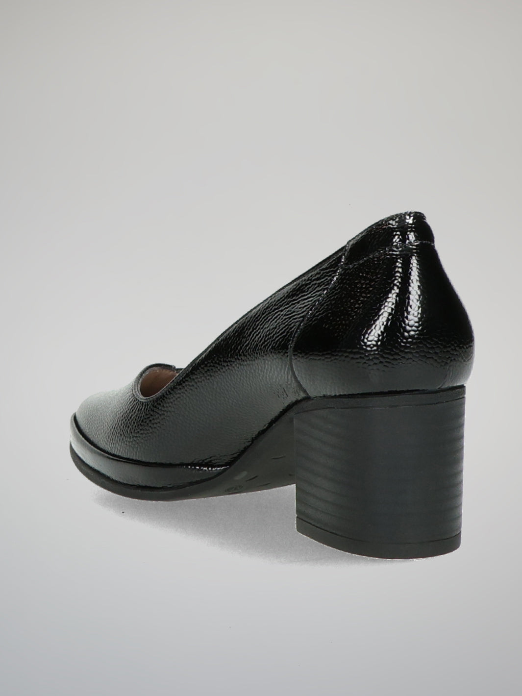 LEATHER PUMPS - BLACK