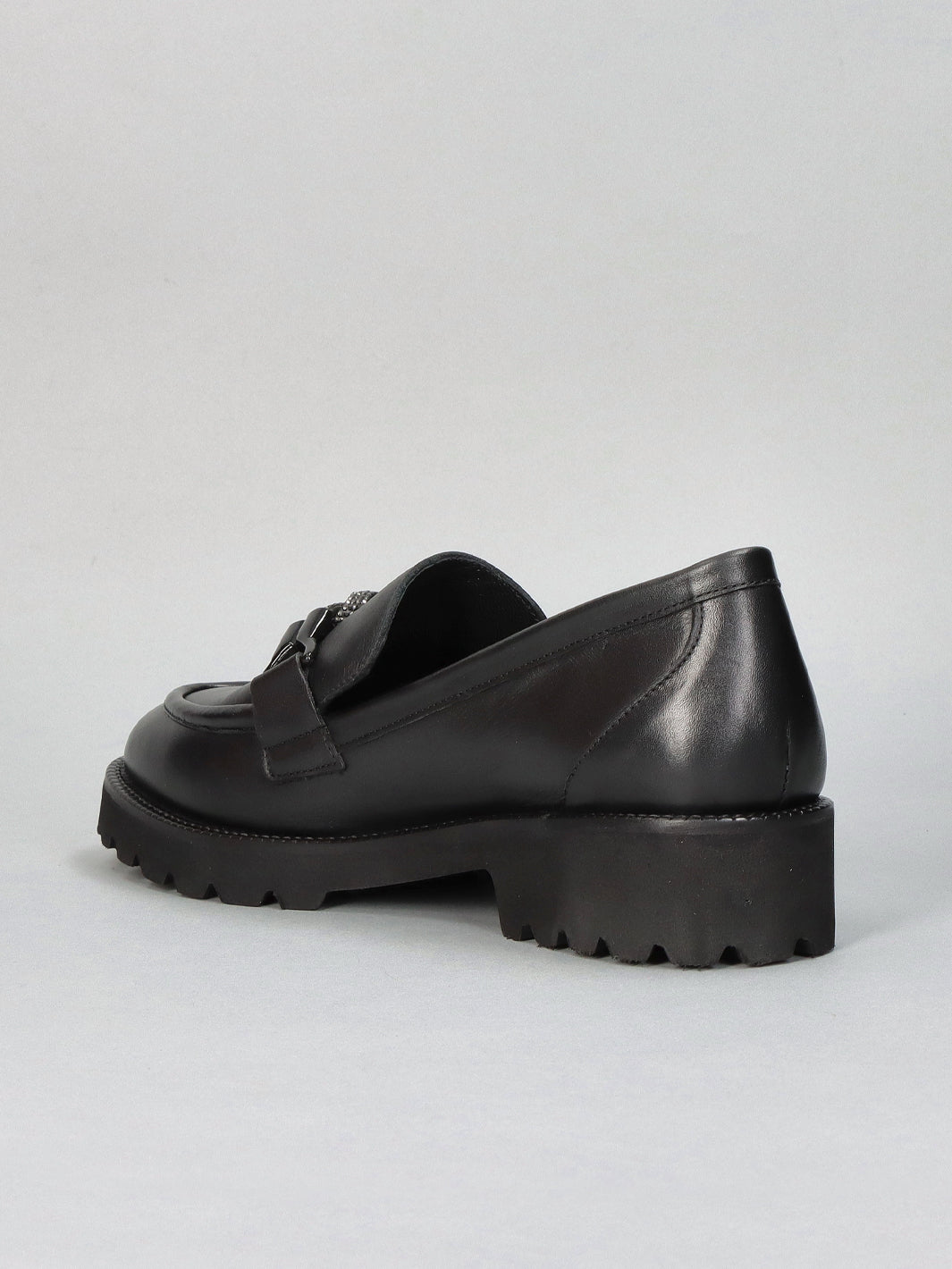 LEATHER LOW SHOES - BLACK