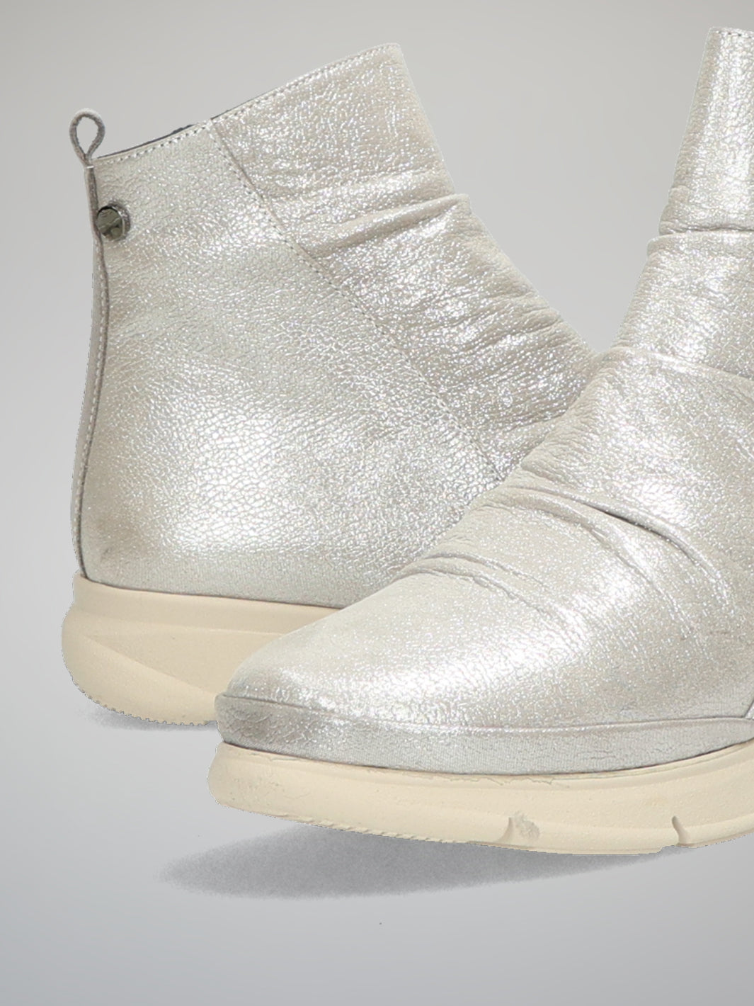 CASUAL ANKLE BOOTS - SILVER