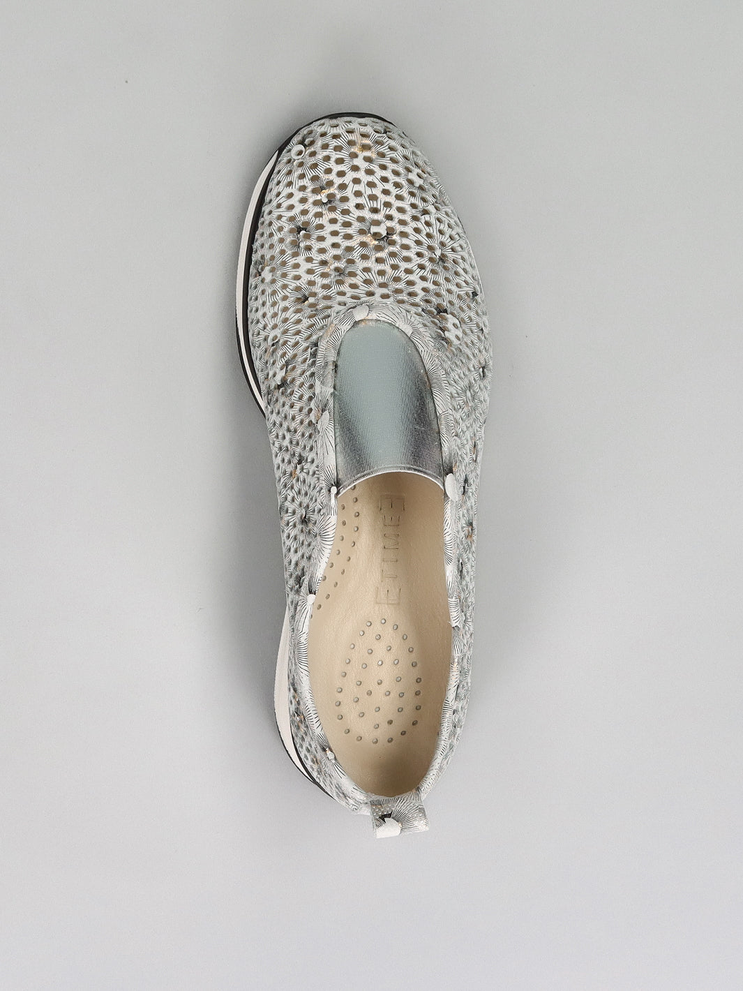 LEATHER SNEAKER - SILVER
