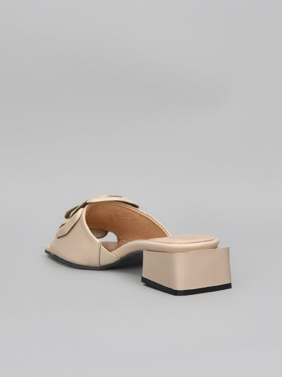 LEATHER SLIPPERS - BEIGE