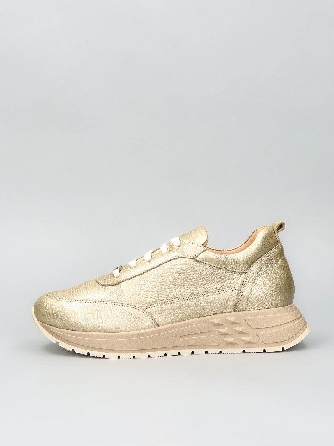LEATHER SNEAKER - GOLD