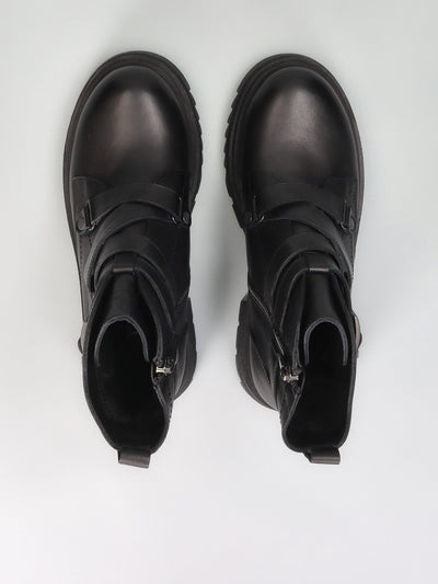 LEATHER ANKLE BOOTS - BLACK