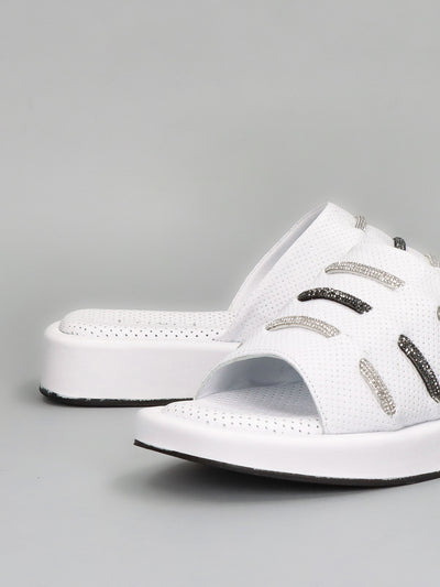 LEATHER SLIPPERS - WHITE