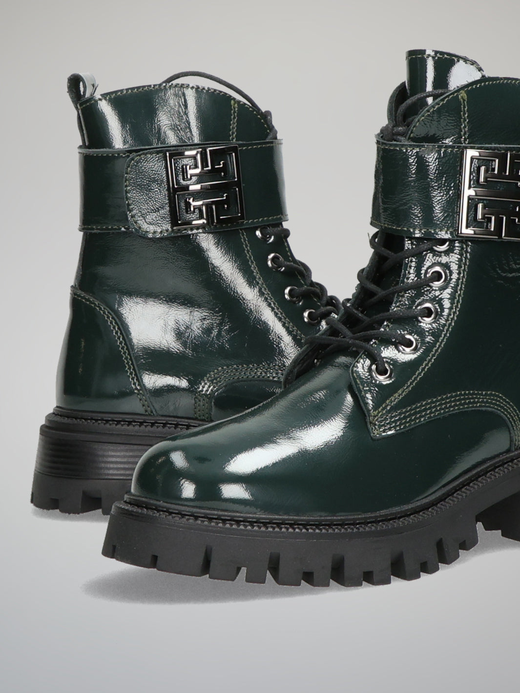 LEATHER ANKLE BOOTS - GREEN
