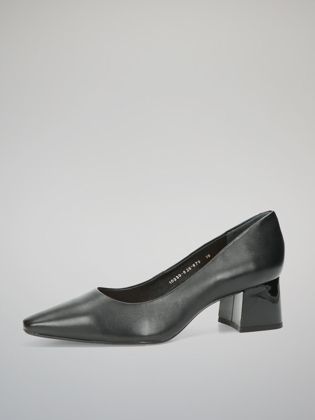 LEATHER HEELS - BLACK
