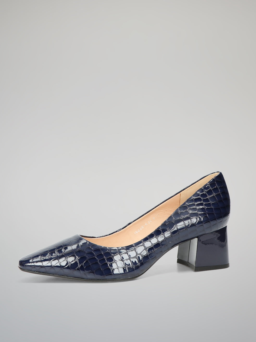 LEATHER HEELS - DARK BLUE