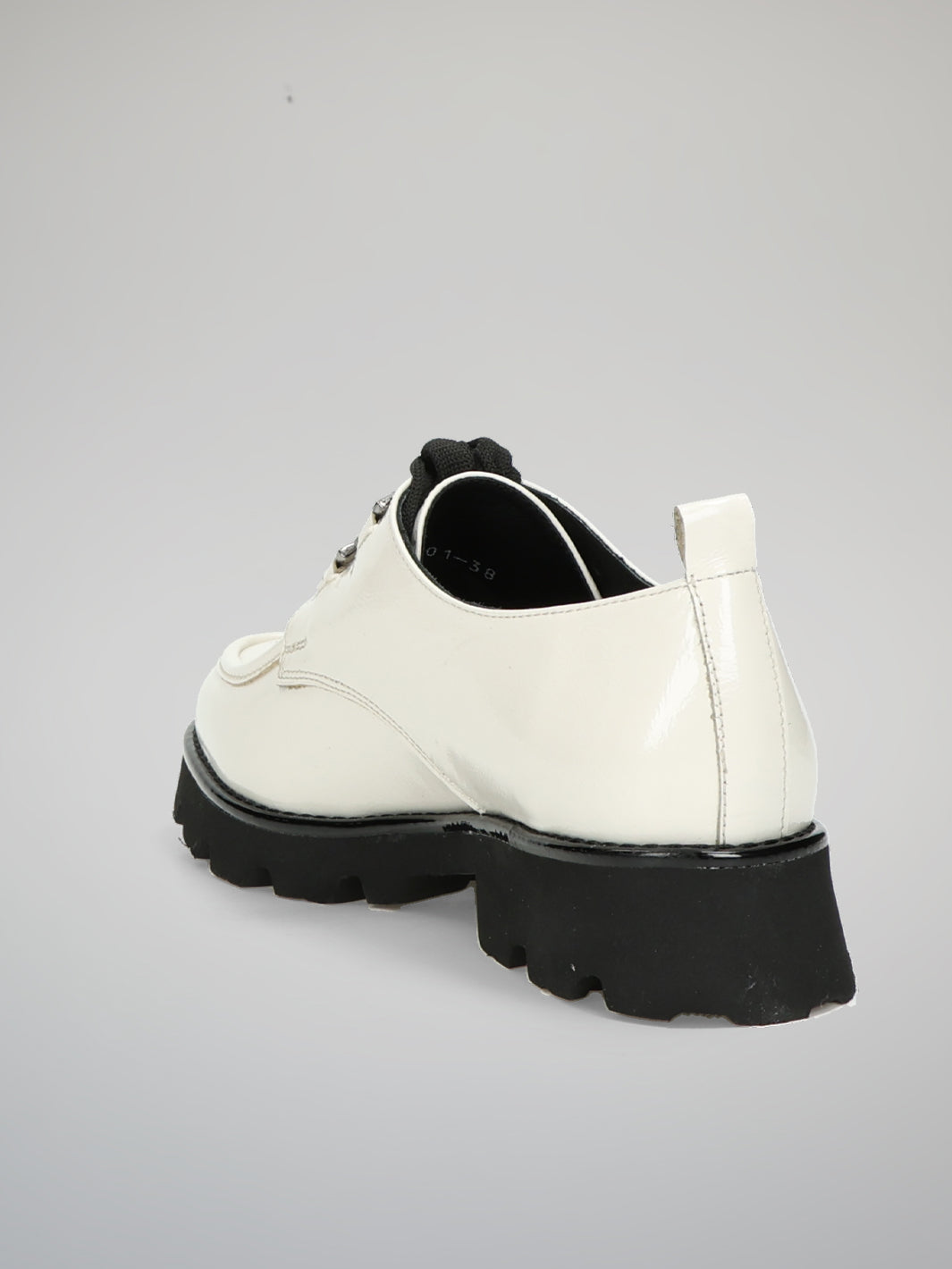 LEATHER SHOES - WHITE