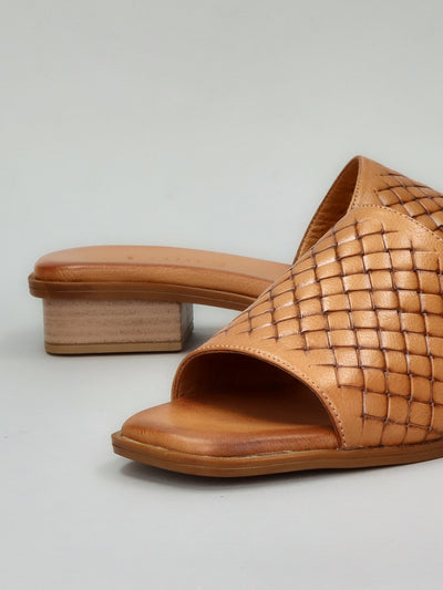 LEATHER SLIPPERS - BROWN