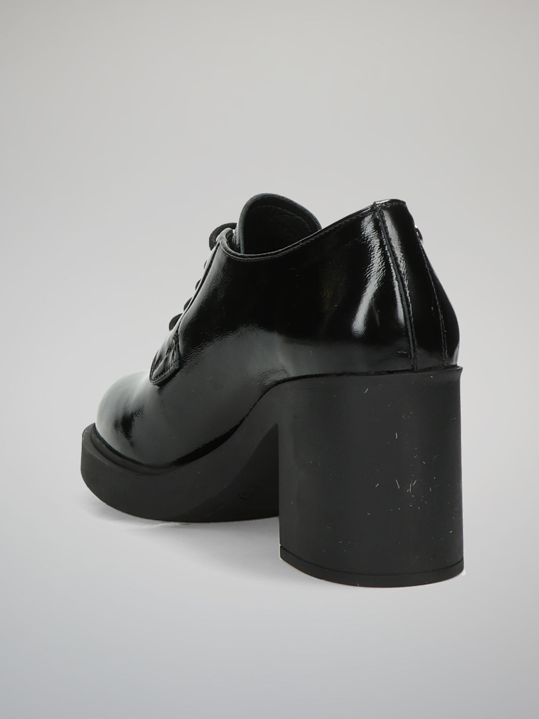 LEATHER SHOES - BLACK