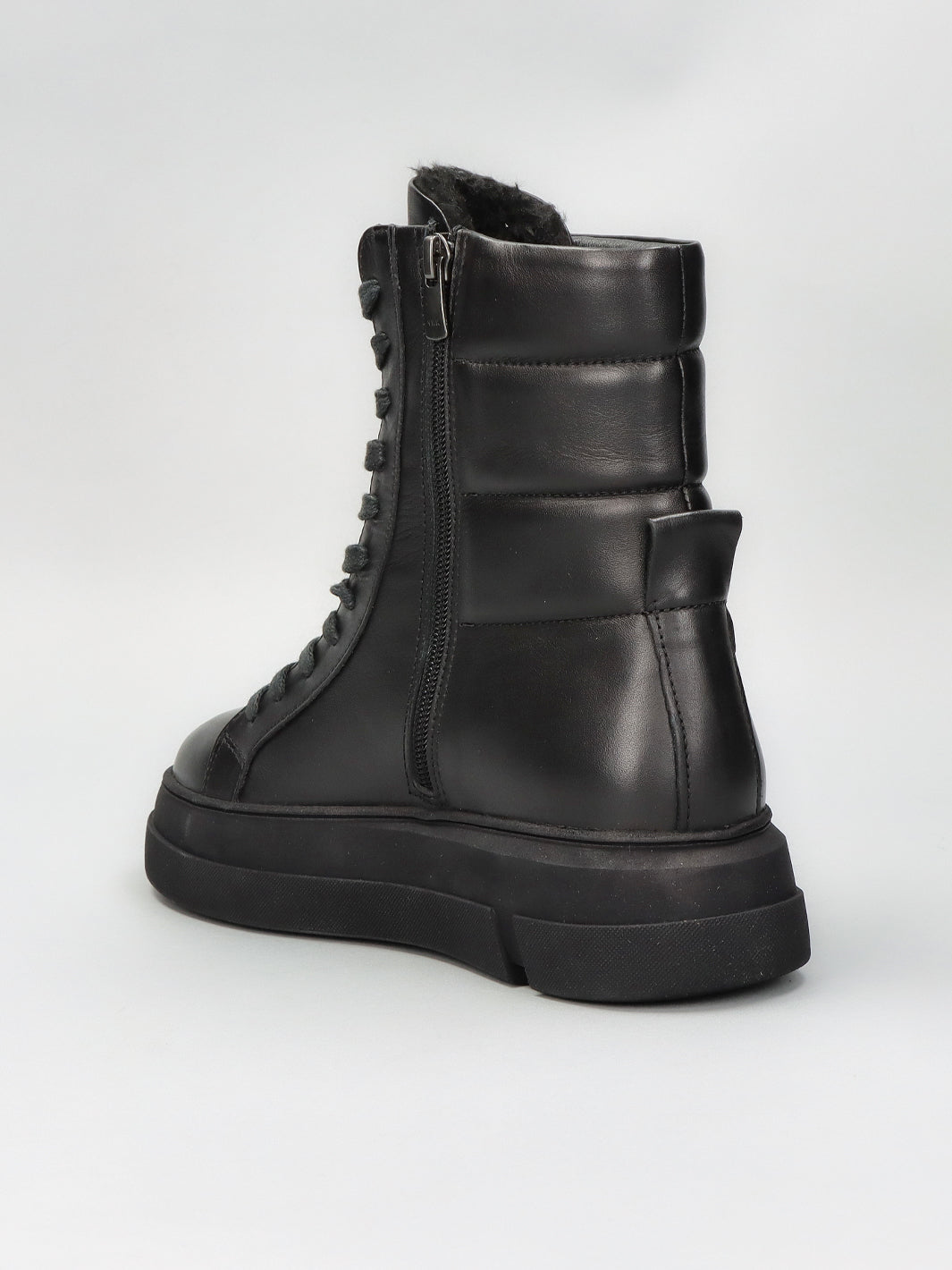 LEATHER ANKLE BOOTS - BLACK