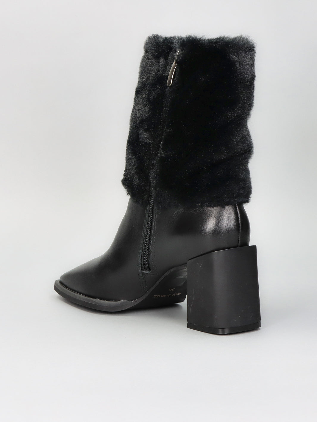 LEATHER BOOTS - BLACK