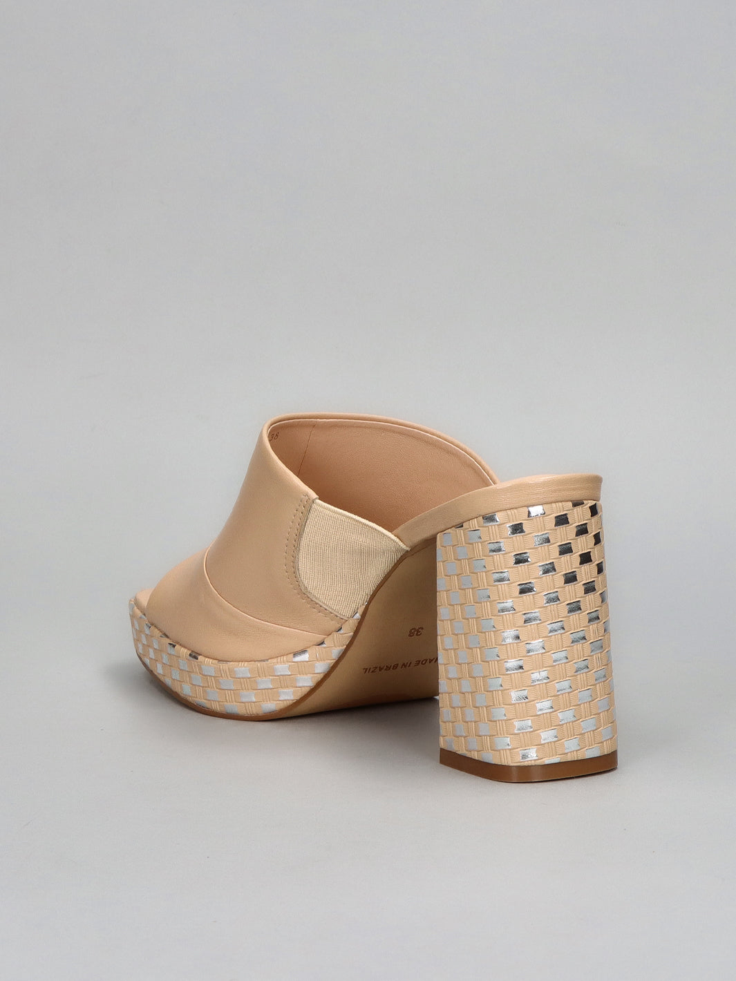 LEATHER SLIPPERS - BEIGE