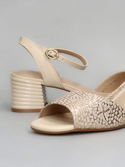LEATHER SANDALS - BEIGE/GOLD