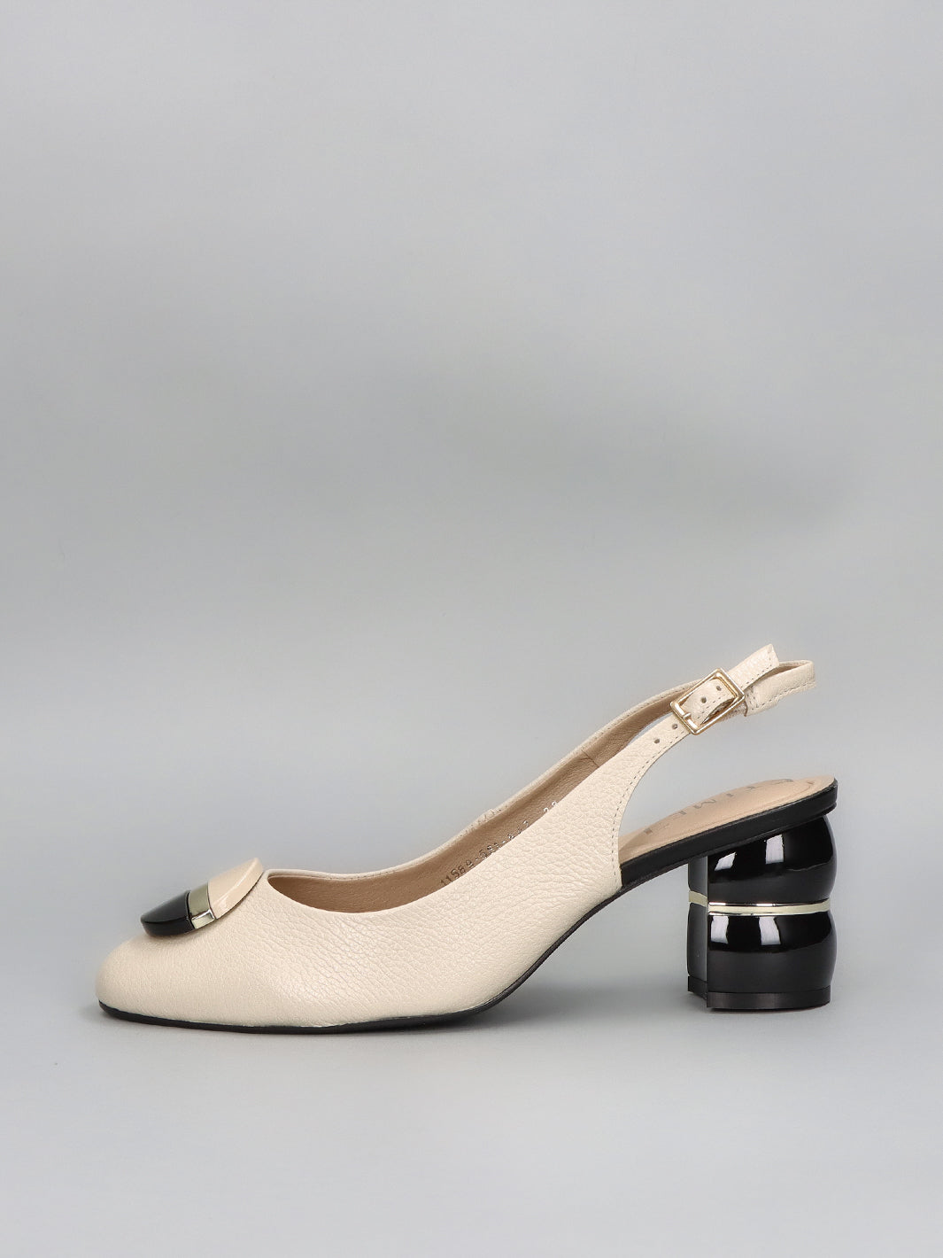 LEATHER PUMPS - BEIGE