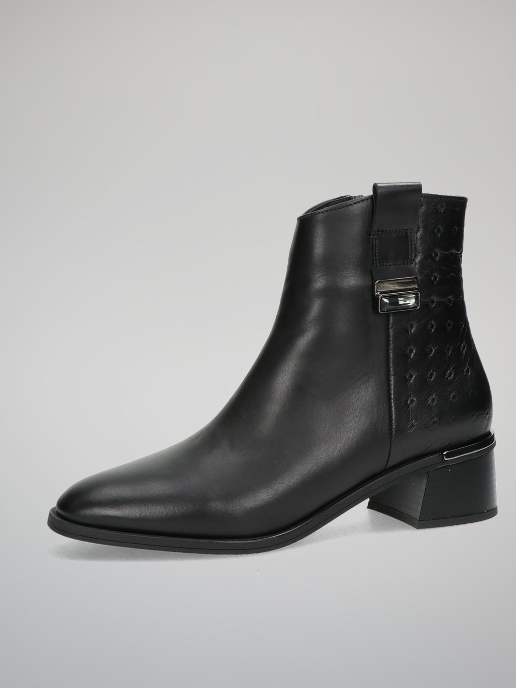 ANKLE BOOTS - BLACK