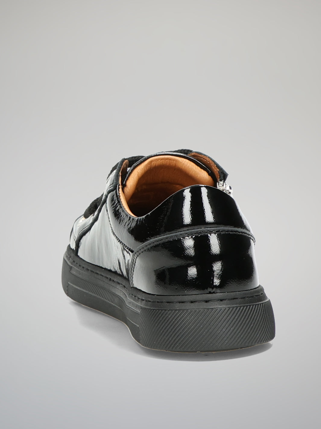 LEATHER SNEAKERS - BLACK