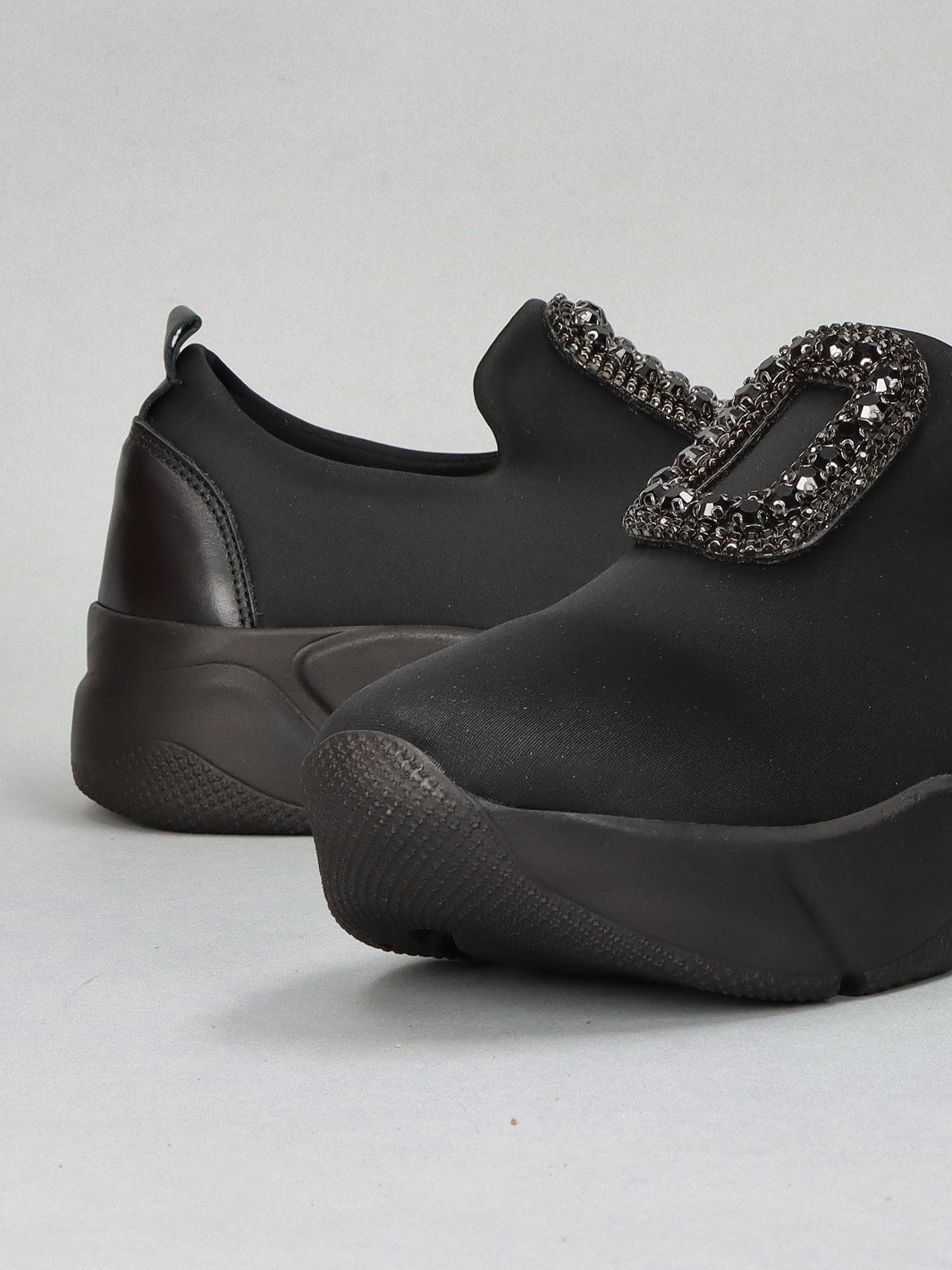 SNEAKER - BLACK