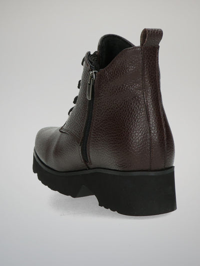 LEATHER ANKLE BOOTS - BROWN