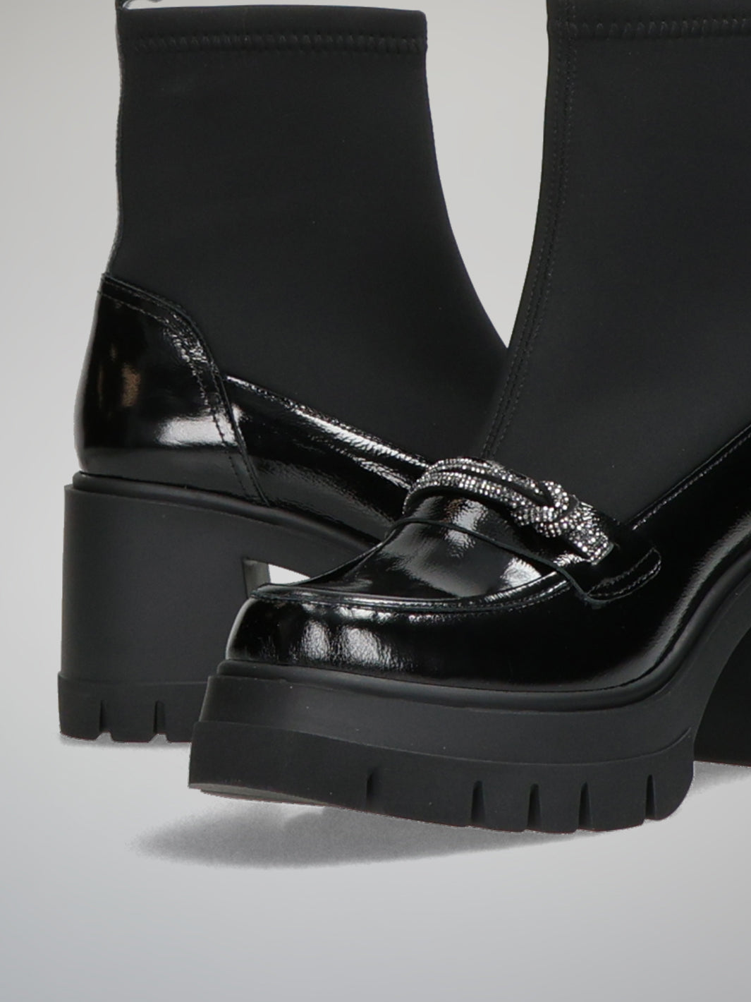 ANKLE BOOTS - BLACK