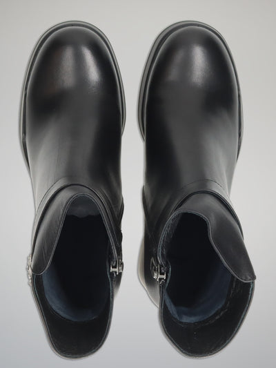 LEATHER ANKLE BOOTS - BLACK