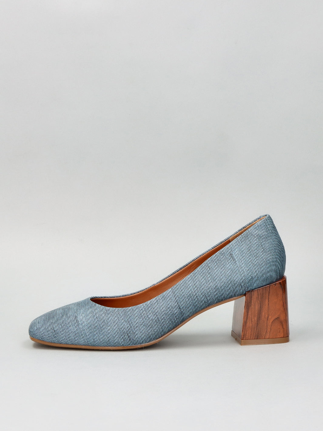 LEATHER PUMPS - BLUE