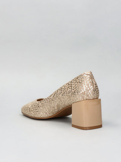 LEATHER PUMPS - BEIGE