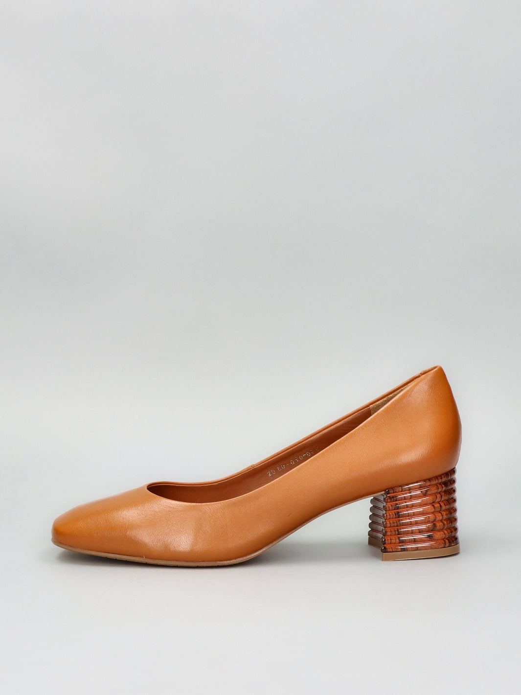 LEATHER PUMPS - BROWN