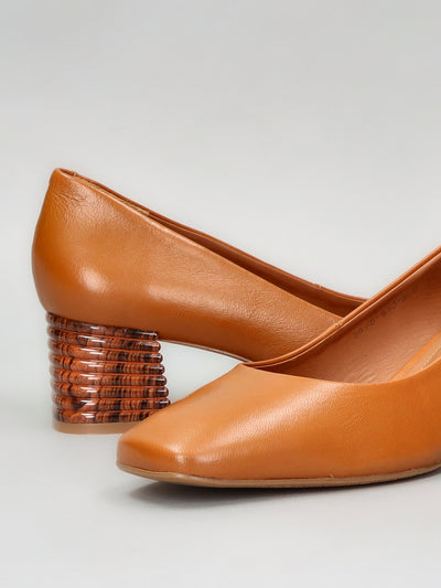 LEATHER PUMPS - BROWN