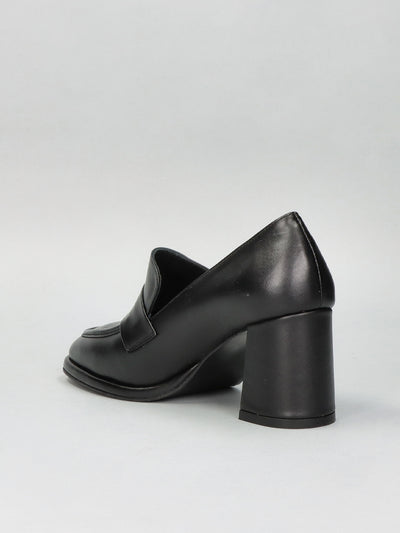LEATHER LOW SHOES - BLACK