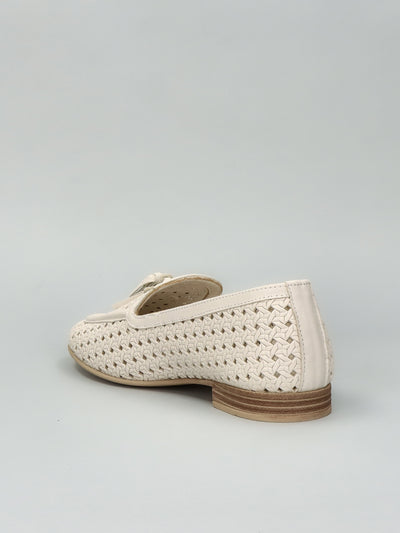 LEATHER MOCCASINS - BEIGE