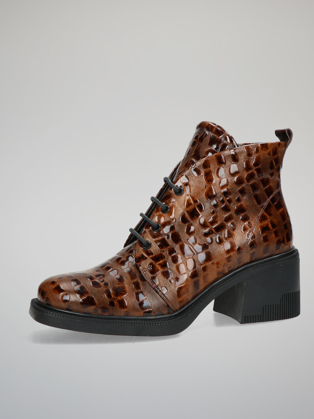 LEATHER ANKLE BOOTS - BROWN