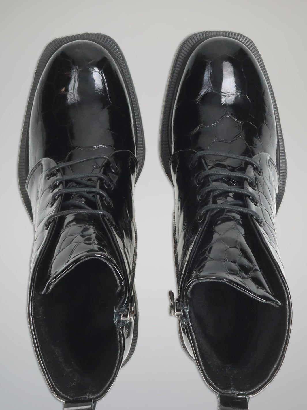 LEATHER ANKLE BOOTS - BLACK