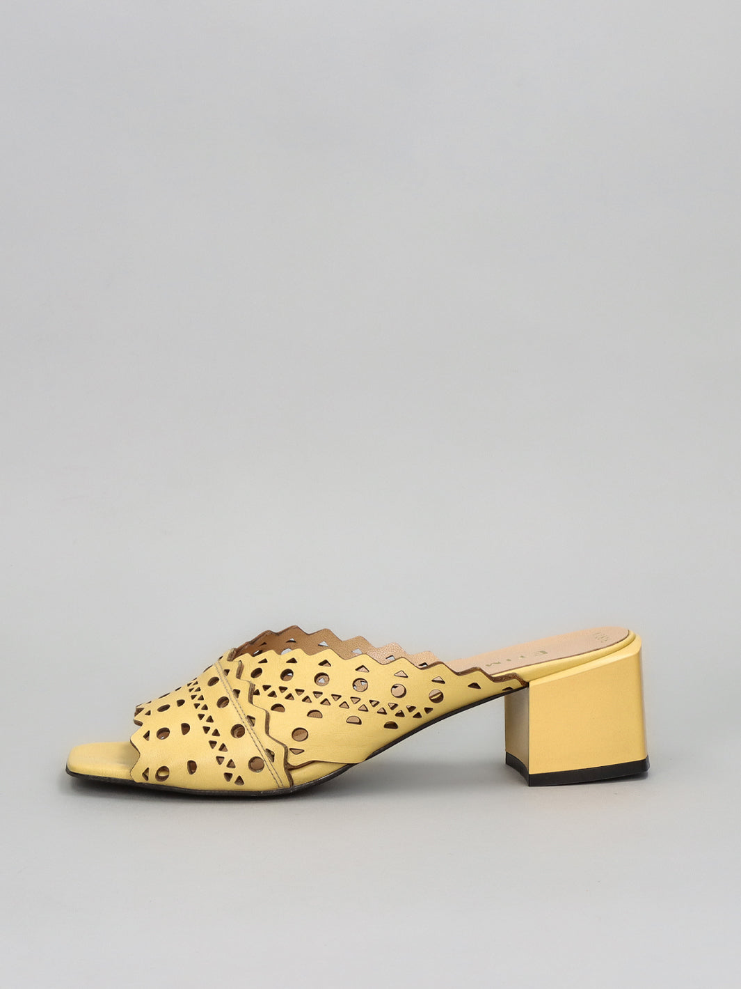 LEATHER SLIPPERS - YELLOW