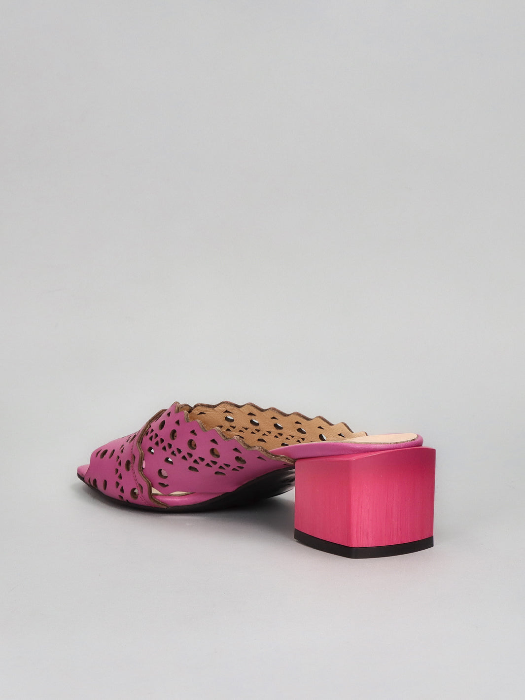 LEATHER SLIPPERS - PURPLE