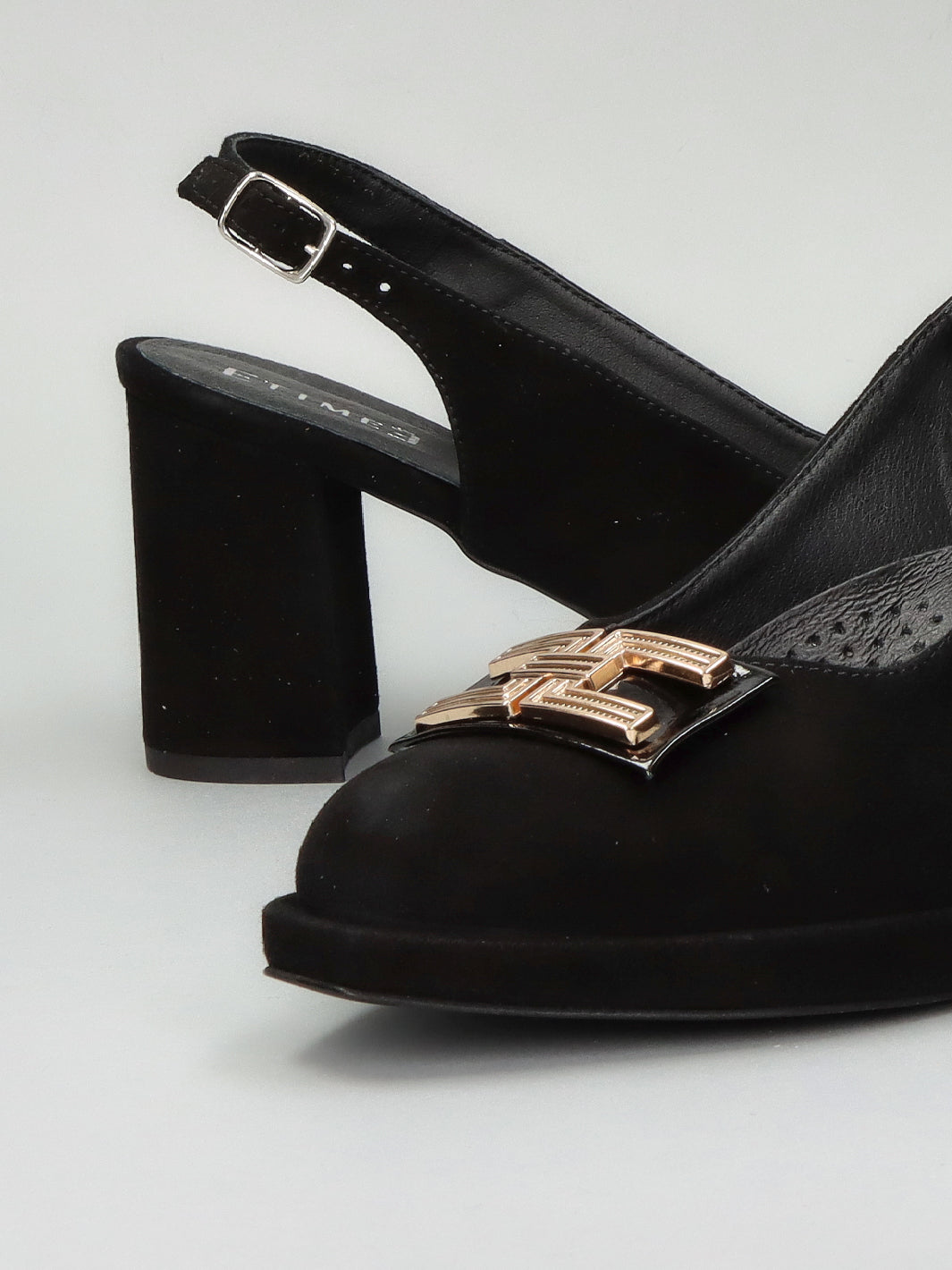 NUBUCK SLINGS - BLACK