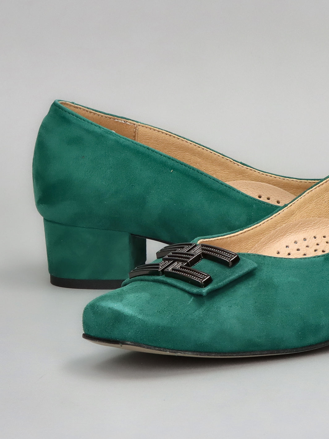 SUEDE PUMPS - GREEN