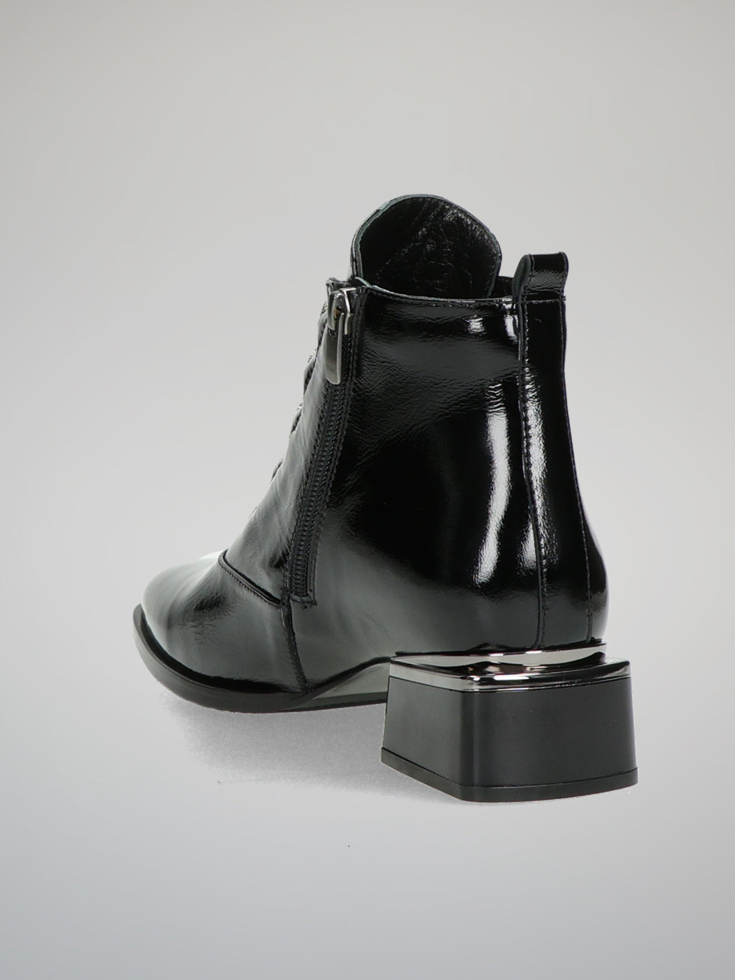 ANKLE BOOTS - BLACK