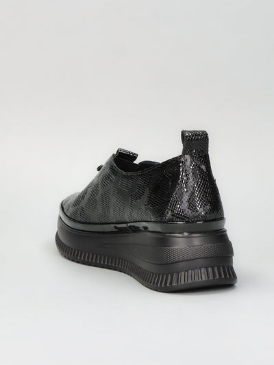 LEATHER SNEAKER - BLACK